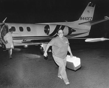 Until 1996, the MCG Organ and Tissue Donor Program was housed in the Transplant Center. It served 78 hospitals in eastern and southern Georgia, and Aiken and Edgefield counties in South Carolina. Here, Mary Anne House (now Park) recovers a heart in the early 1980s. Archive image courtesy of MCG Organ and Tissue Donor Services