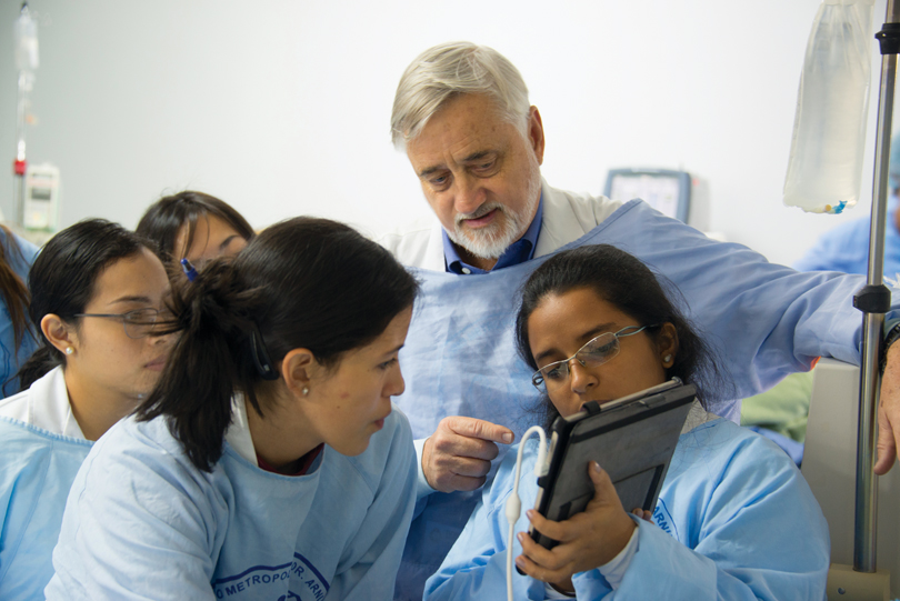 Dr. Ted Kuhn with students in Panama