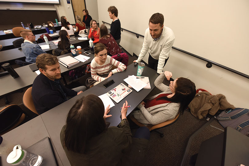 Debra Beazley, Malynda Carruth (DPT, ‘91) and Wesley Spake (DPT, ‘11) speak to small groups during a recent class.