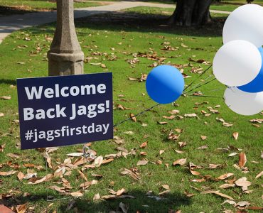 Welcome Back Jags sign with balloons